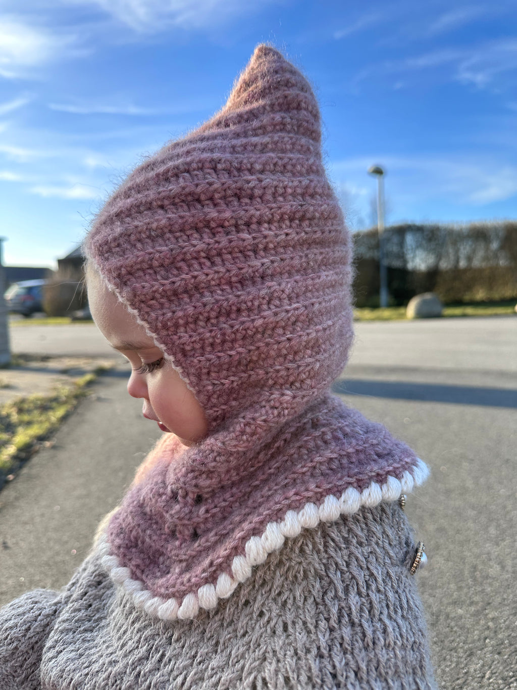 Baby-hue med spids