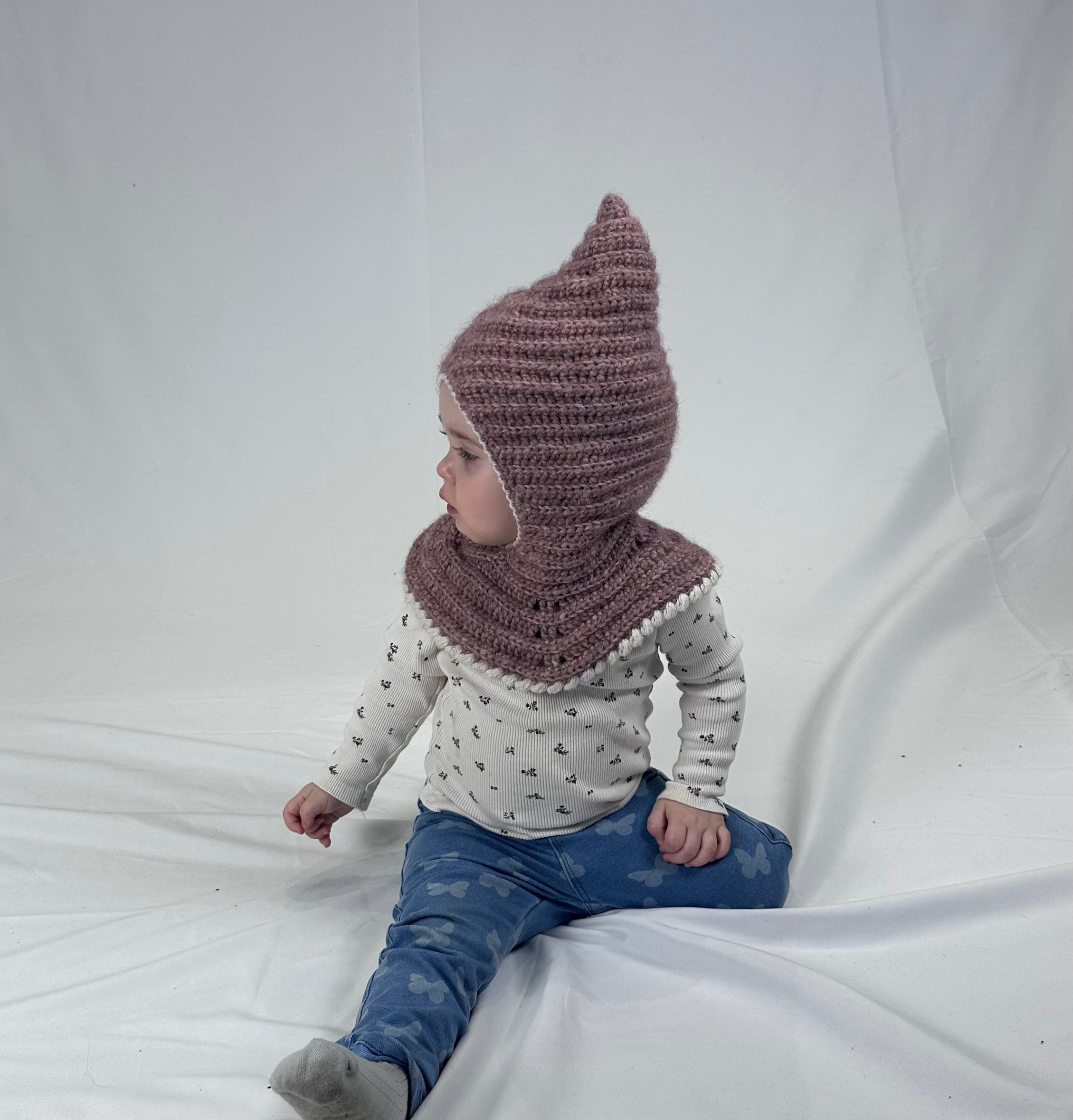 Baby-hue med spids